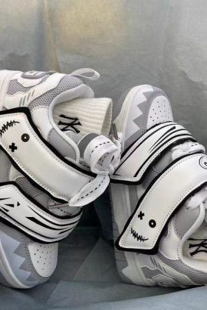 Style Core Aesthetics, New Style Trends Ghost Face Thick Sole Sneakers