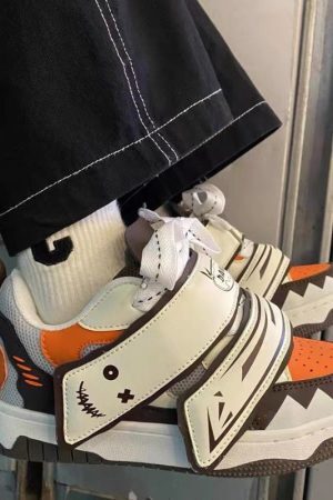 Style Core Aesthetics, New Style Trends Ghost Face Thick Sole Sneakers