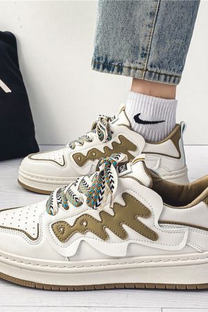 Style Core Aesthetics, New Style Trends Graffiti Pattern Skate Shoes