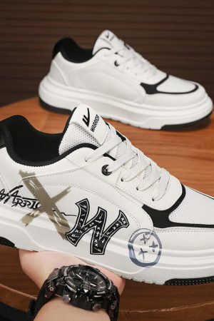 Style Core Aesthetics, New Style Trends Graffiti-Style Casual Sneakers