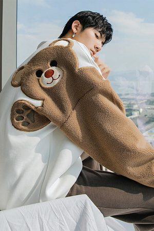 Style Core Aesthetics, New Style Trends Hello Bear Sweatshirt