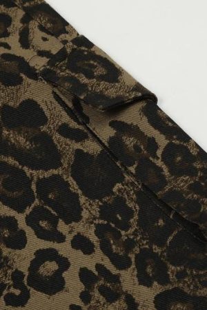 Style Core Aesthetics, New Style Trends Leopard Print Cargo Shorts