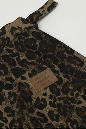 Style Core Aesthetics, New Style Trends Leopard Print Cargo Shorts