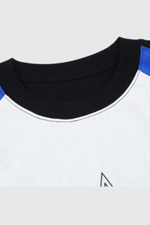 Style Core Aesthetics, New Style Trends Multi-Colored Graphic 'SANGOU' T-shirt
