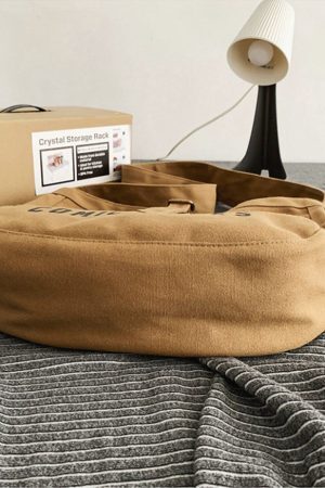 Style Core Aesthetics, New Style Trends Oluolin Vintage Letter Print Buckle Messenger Bag