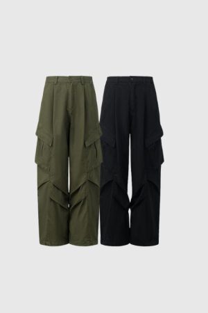 Style Core Aesthetics, New Style Trends Side Pocket Patch Pleated Cargo Pants