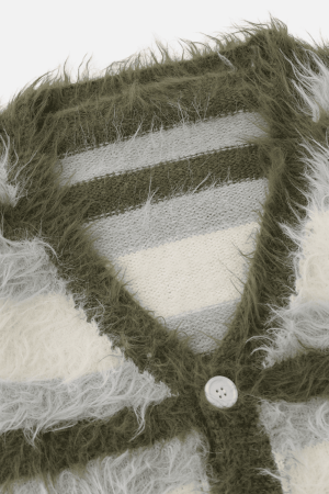 Style Core Aesthetics, New Style Trends Striped Fleece-Lined V-Neck Sweater