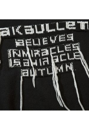 Style Core Aesthetics, New Style Trends Tassel Word Design Sweater