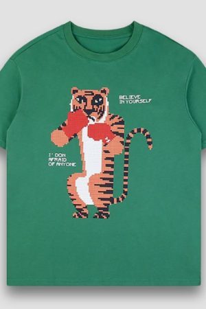 Style Core Aesthetics, New Style Trends Tiger Graphic Foam Print Tee