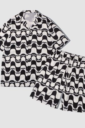 Style Core Aesthetics, New Style Trends Two Piece Wave Print Shirt + Shorts