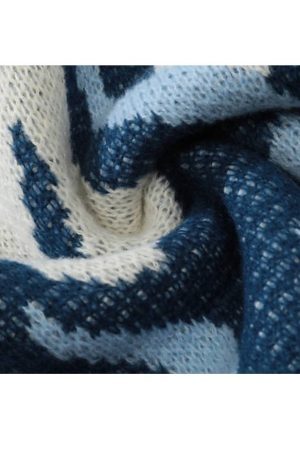 Style Core Aesthetics, New Style Trends Two Tone Flame Pattern Knit Sweater