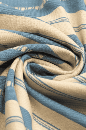 Style Core Aesthetics, New Style Trends Unique Striped Graphic Tee