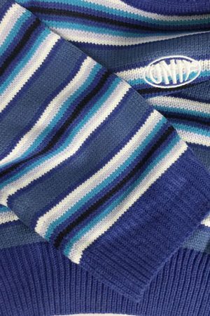 Style Core Aesthetics, New Style Trends Vintage Blue Stripe Sweater