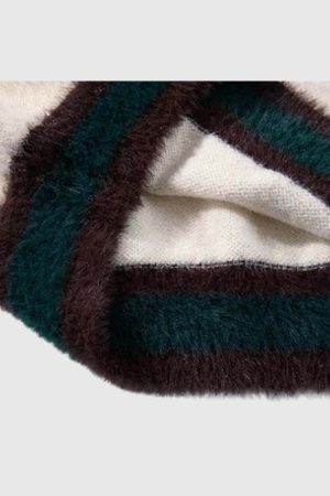 Style Core Aesthetics, New Style Trends Vintage College Sweater