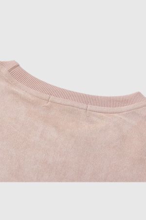 Style Core Aesthetics, New Style Trends Vintage Lettered Floral Printed Suede Tee