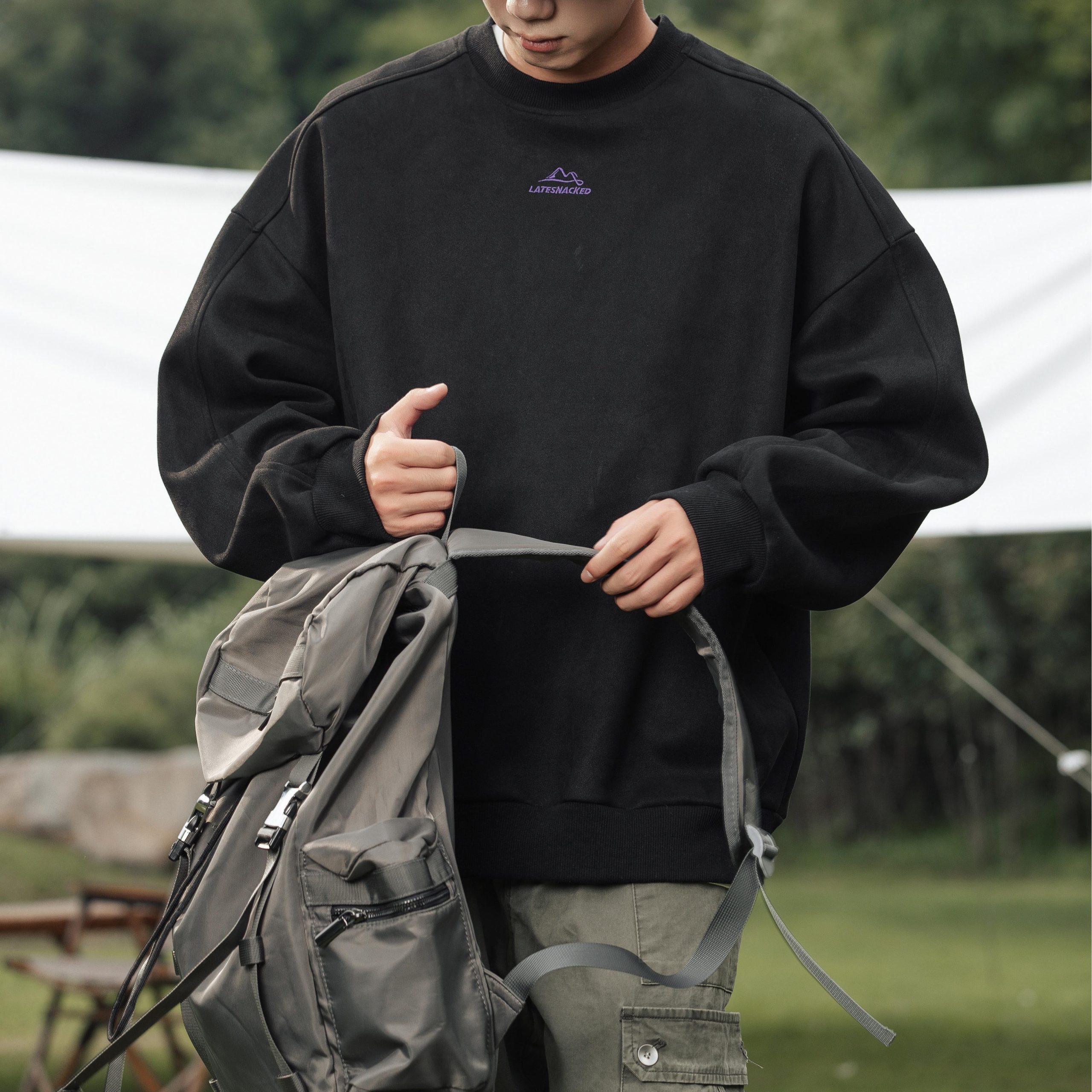 Style Core Aesthetics, New Style Trends Vintage Mountain Logo Fleece Sweatshirt Style Core Aesthetics, New Style Trends Vintage Mountain Logo Fleece Sweatshirt