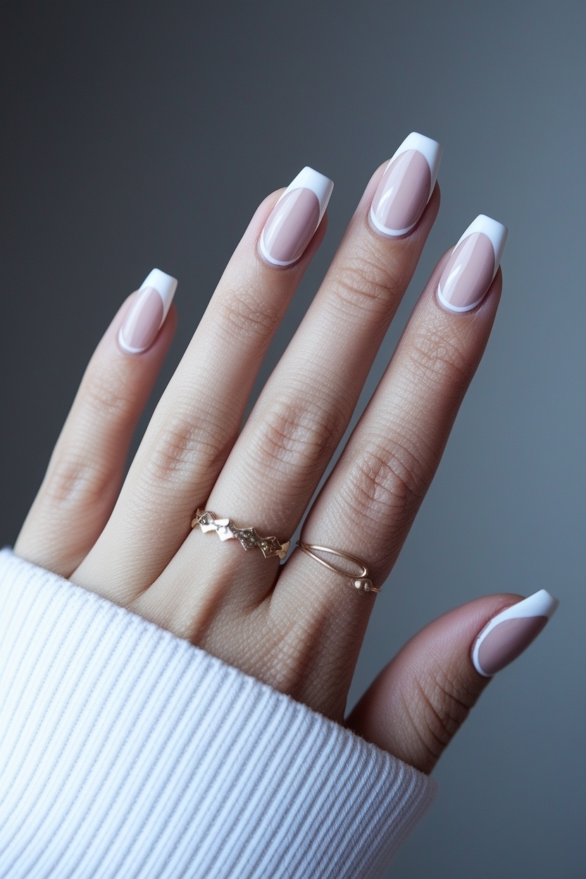 Very Short French Tip Nails: Minimalist Elegance for Everyday outfit idea